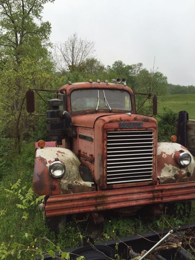 1964 Freightliner 9064TD Truck
