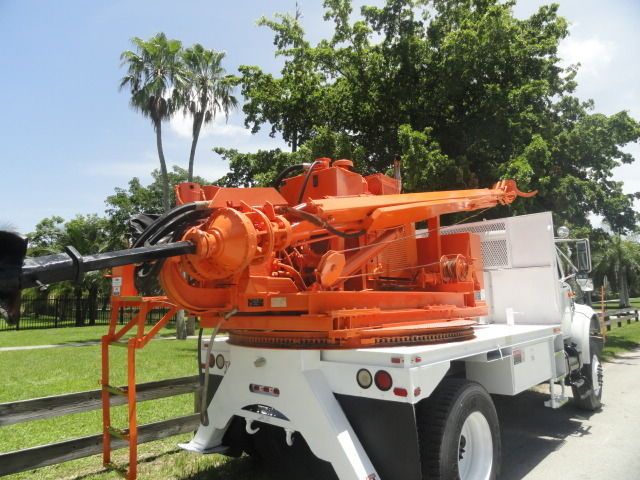 1998 International 4800 truck