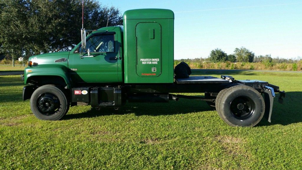 2000 Chevrolet C6500 truck