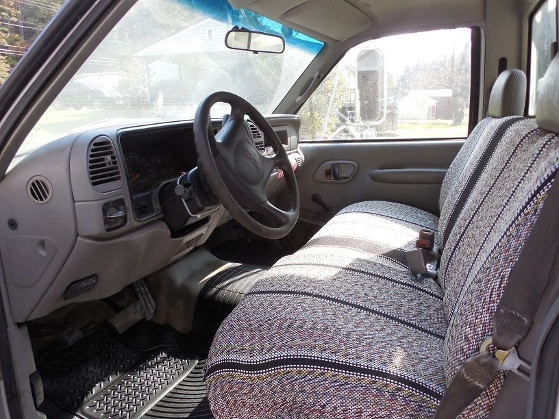 2000 GMC C3500HD truck