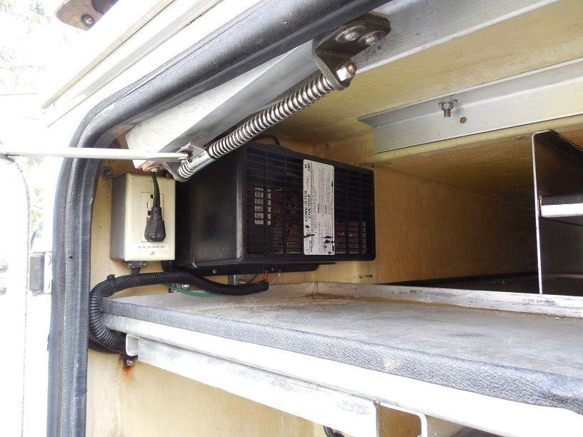 2000 GMC C3500HD truck