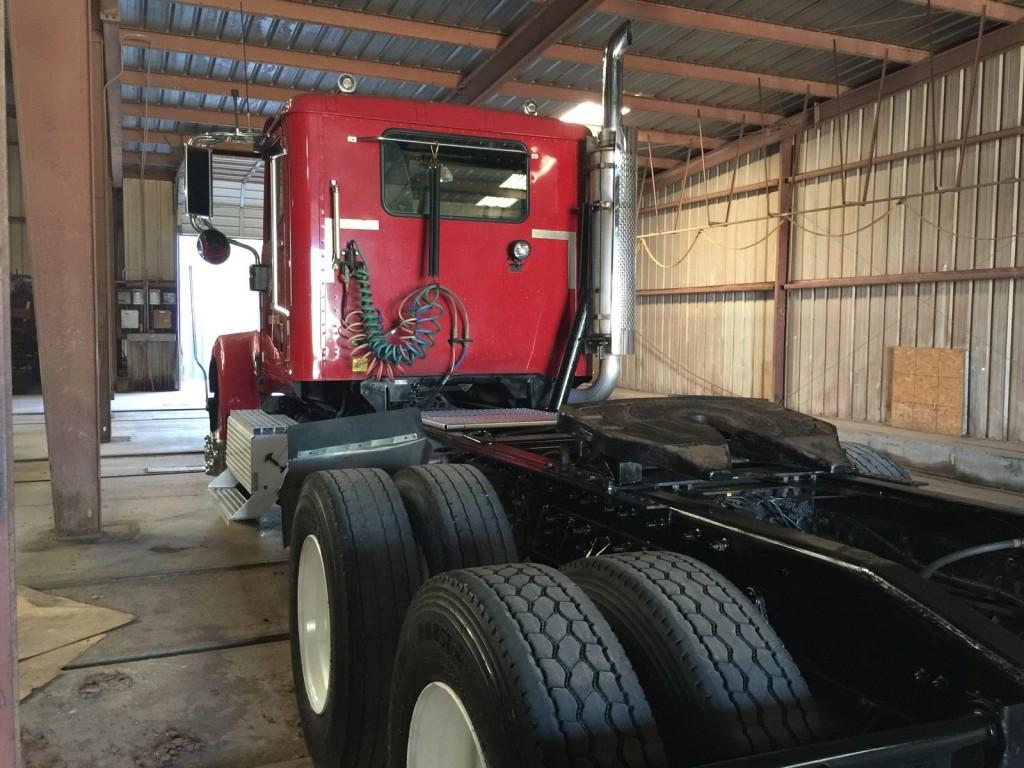 2005 International 9400i truck