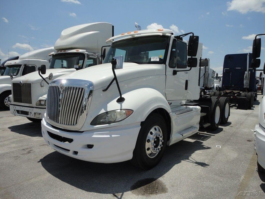 2009 International Pro Star truck