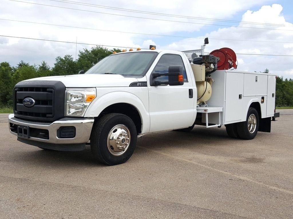 2012 Ford F350 truck
