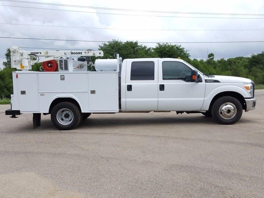 2013 Ford F350 truck