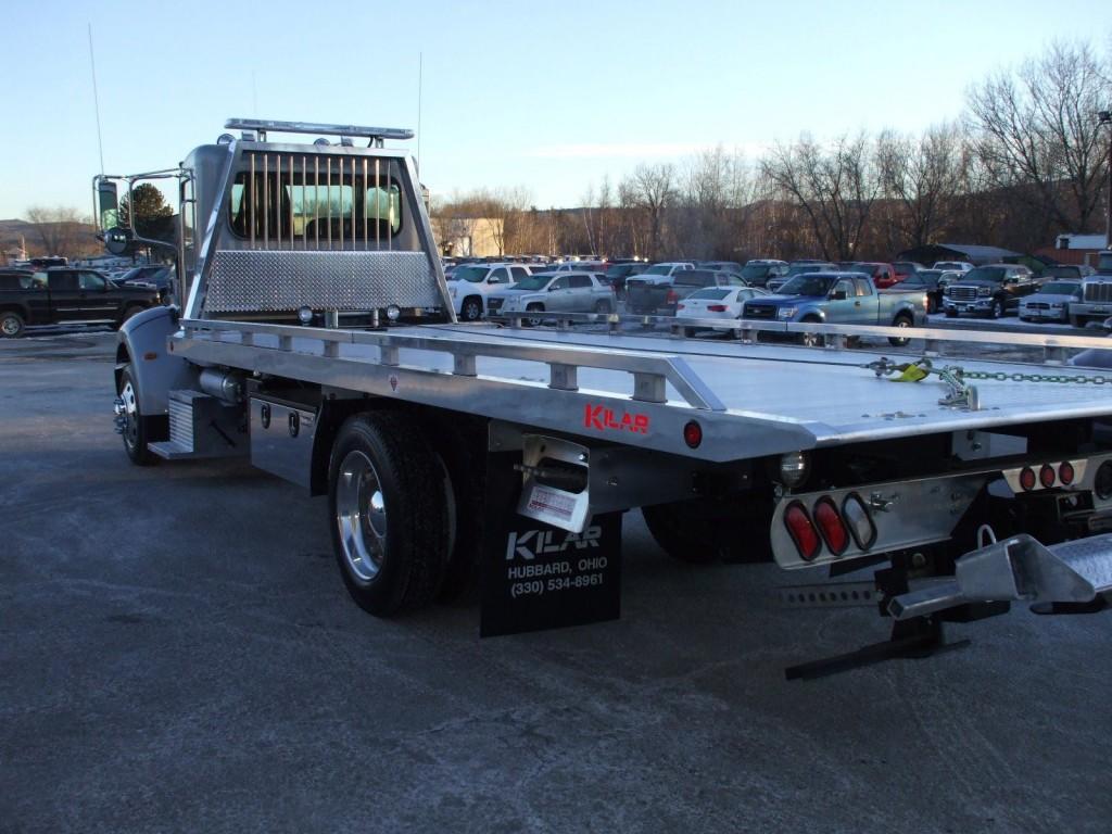 2016 Peterbilt truck