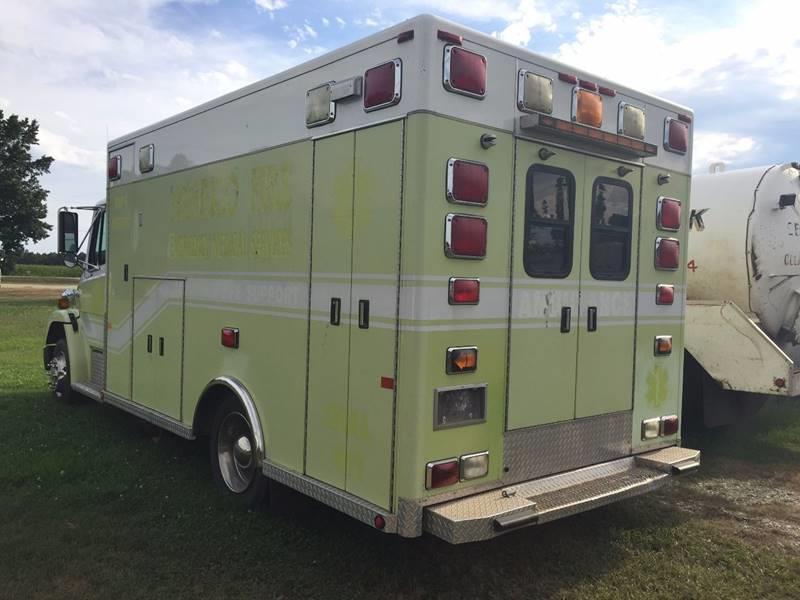 Emergency Response 1999 Freightliner FL50 Truck