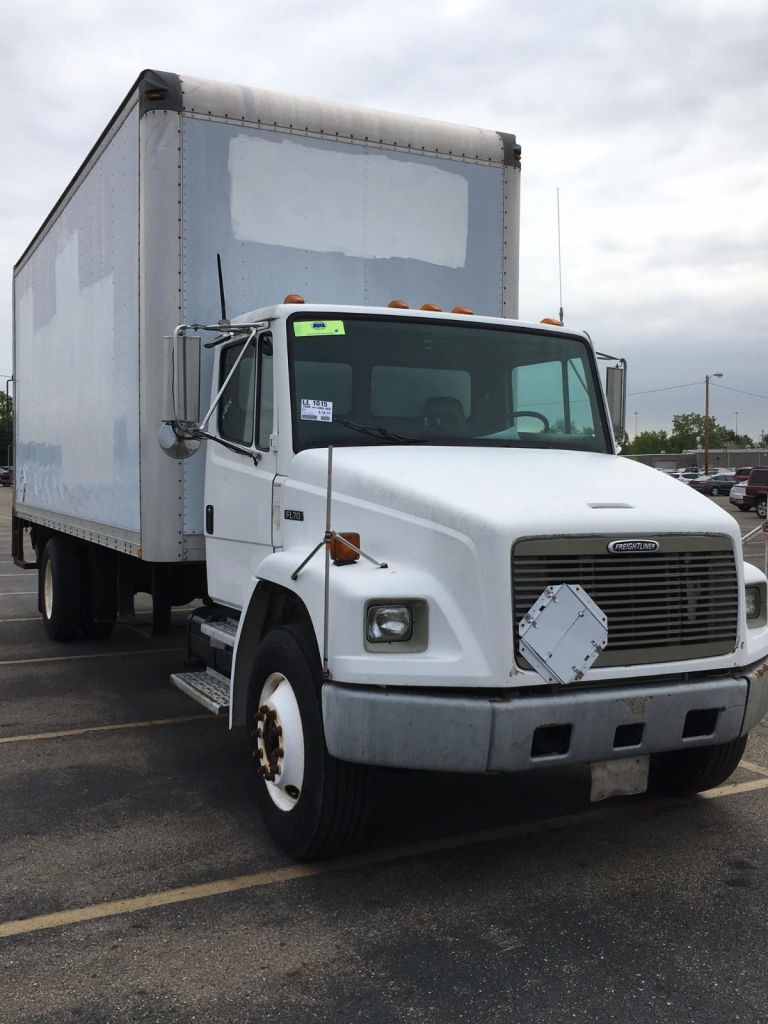 Lift gate 1998 Freightliner FL70 truck