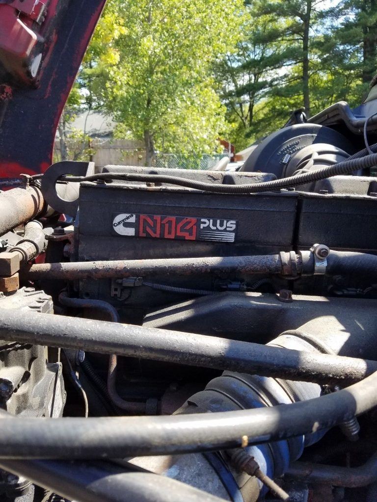 Overhauled engine 1998 Freightliner truck