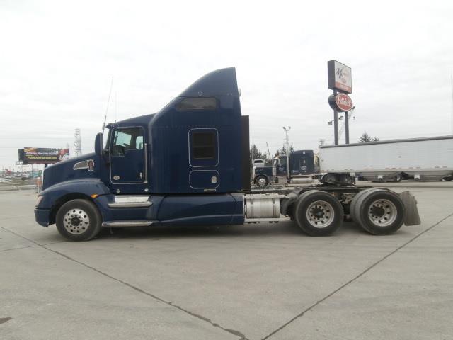 big sleeper 2010 Kenworth T660 truck