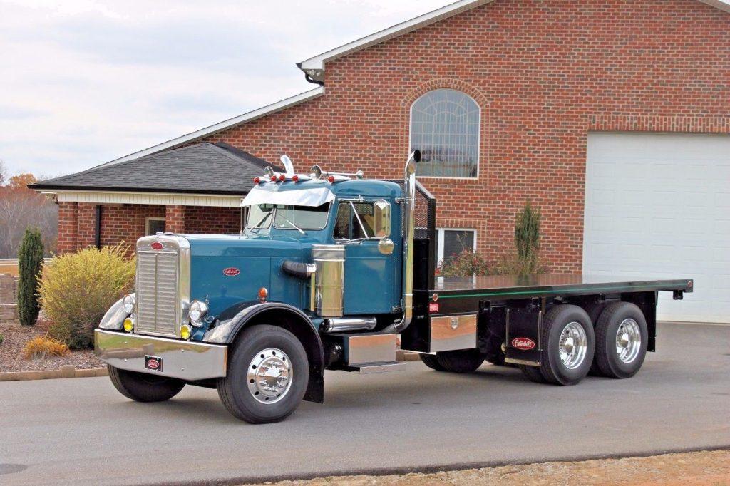 maintained 1968 Peterbilt 351 ST truck
