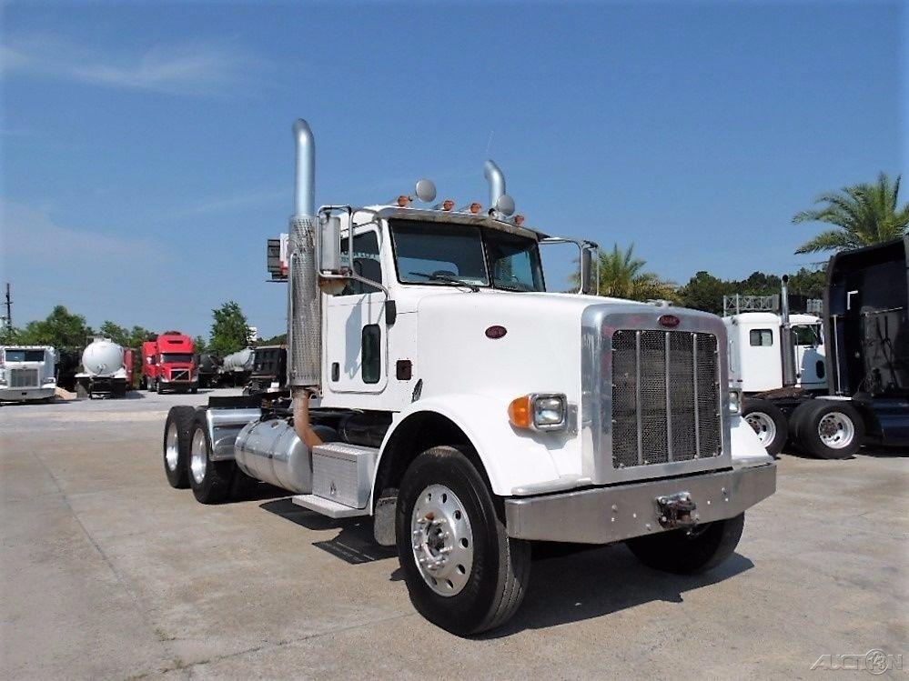 overhauled 2008 Peterbilt 367 truck