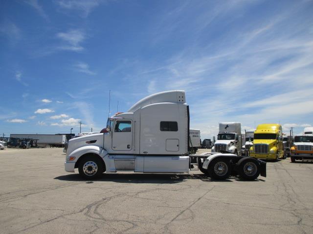 serviced 2011 Peterbilt 386 truck