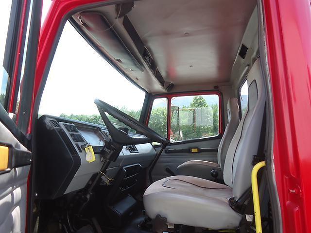 excellent shape 2001 Freightliner FL70 truck