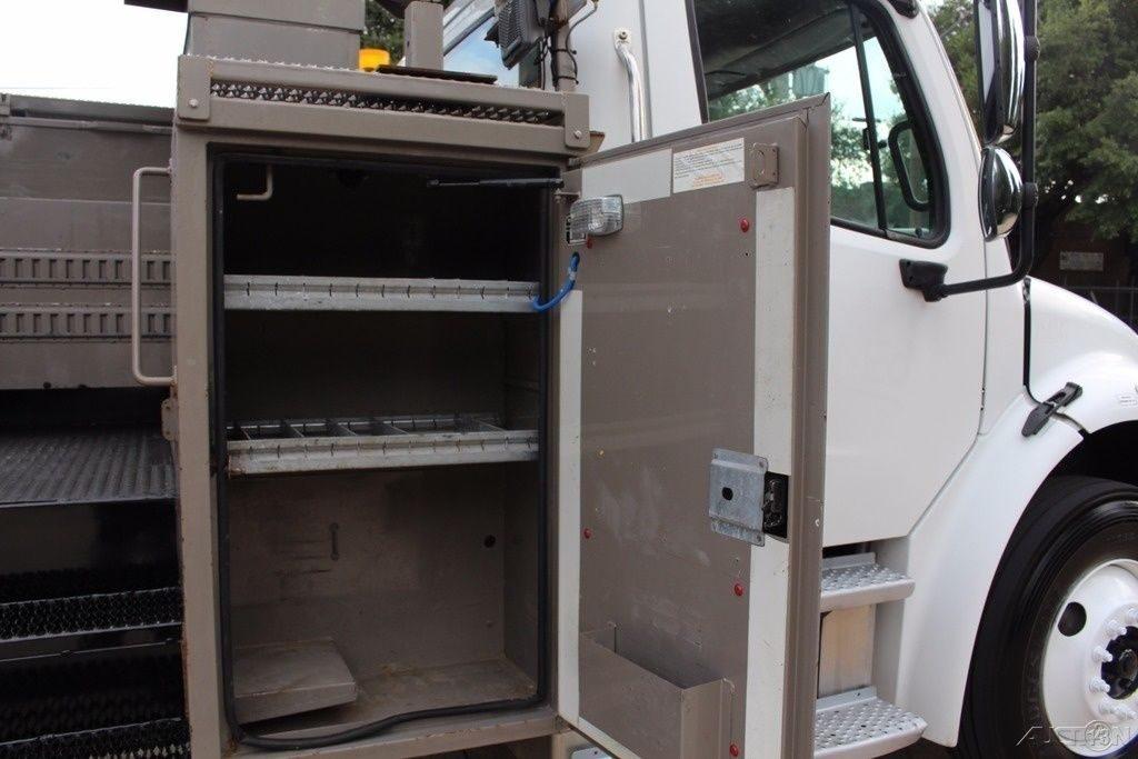 reliable worker 2005 Freightliner M2 truck