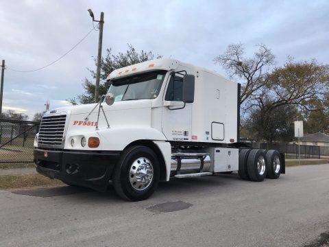 runs good 2005 Freightliner truck for sale