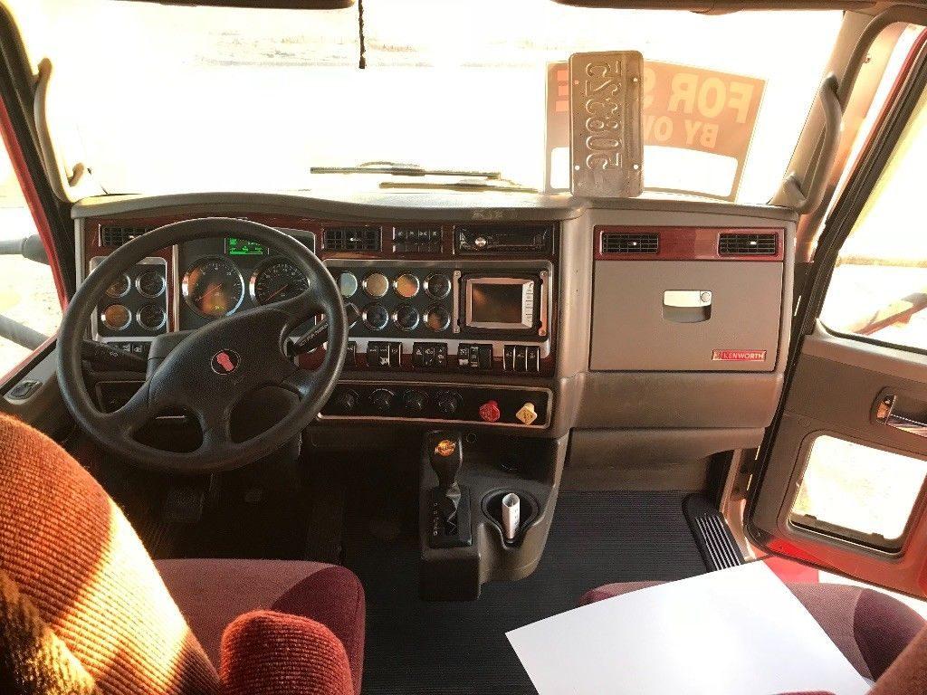 great condition 2009 Kenworth T-800 truck