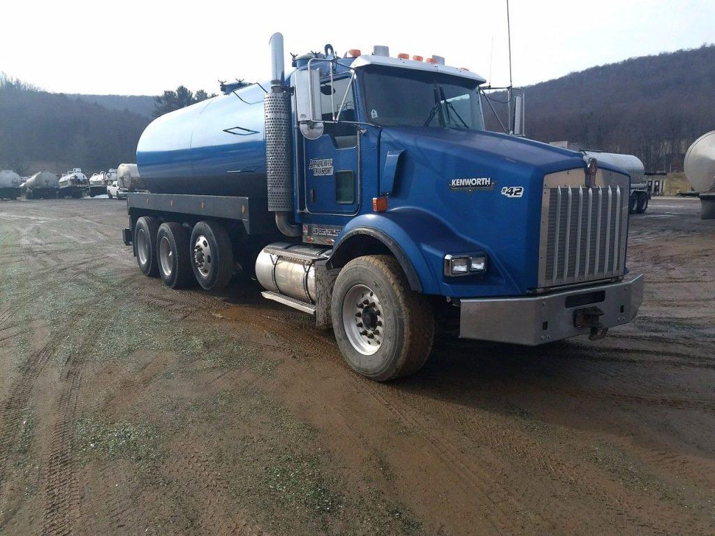ready to work 2006 Kenworth T 800 truck