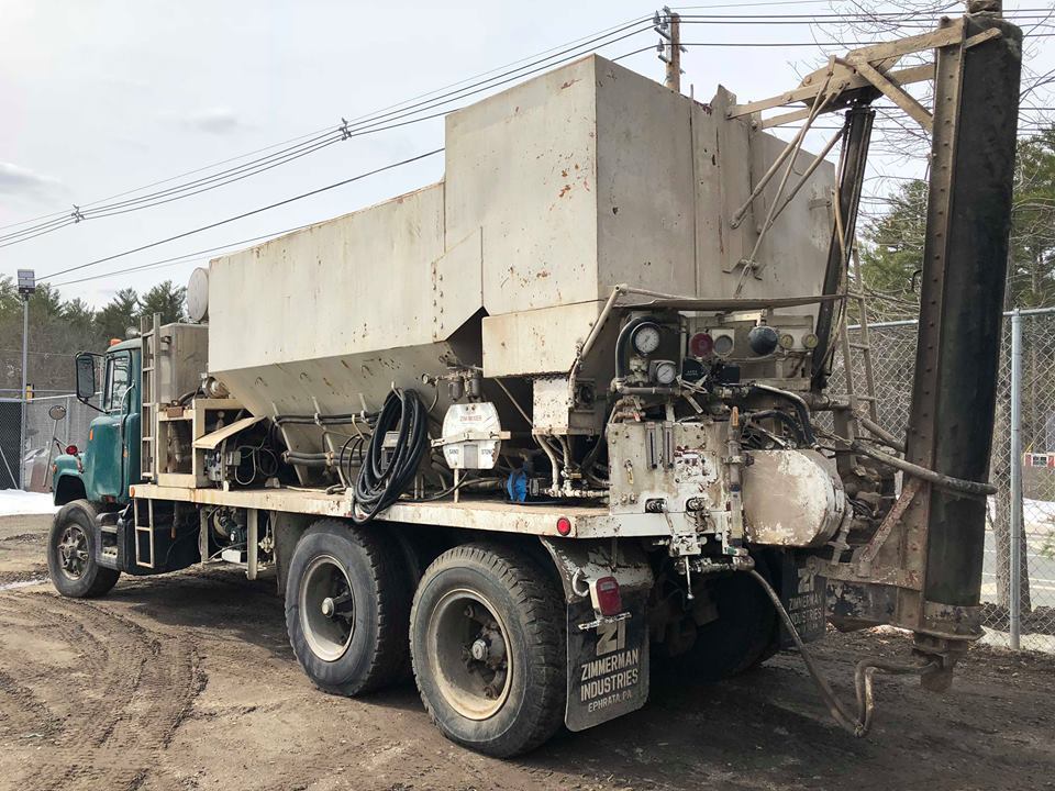 runs and drives 1979 MACK Dm686sx Concrete Mixer