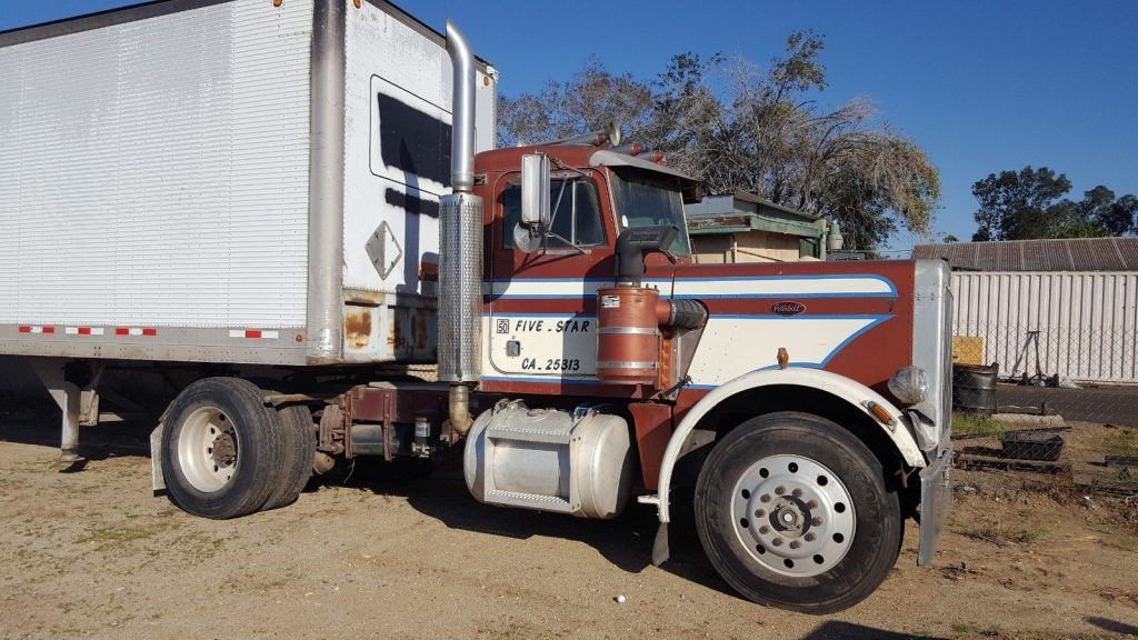 Excellent running classic 1984 Peterbilt Semi Truck