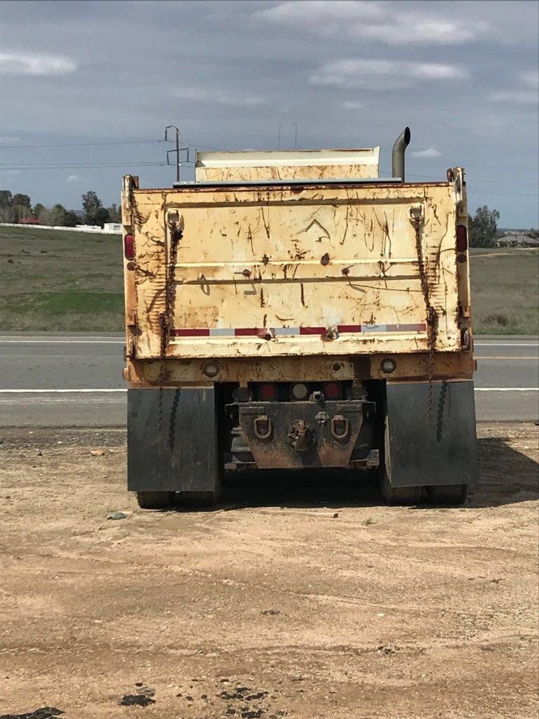 strong 1987 Peterbilt 377 dump truck