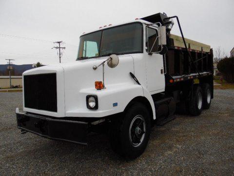 very clean 1990 Volvo White Contractor Tandem AXLE DUMP TRUCK for sale