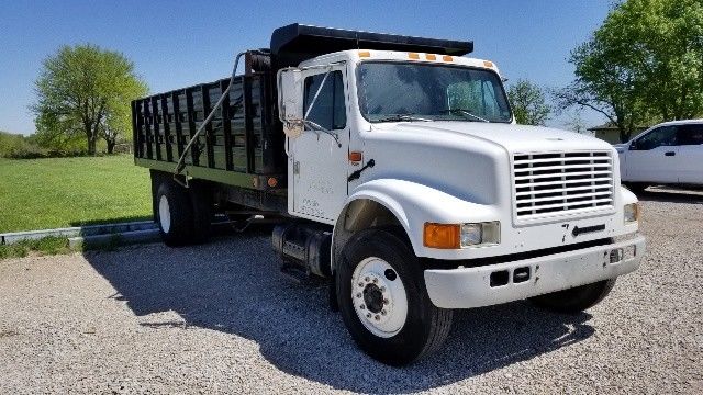 great running 1994 International 4900 Dump Truck
