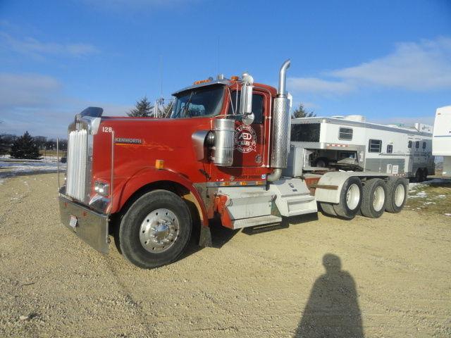 nice 1998 Kenworth W900 truck