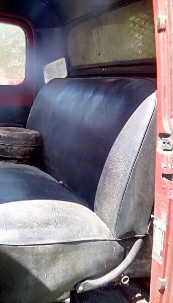 all original 1952 Ford dump truck