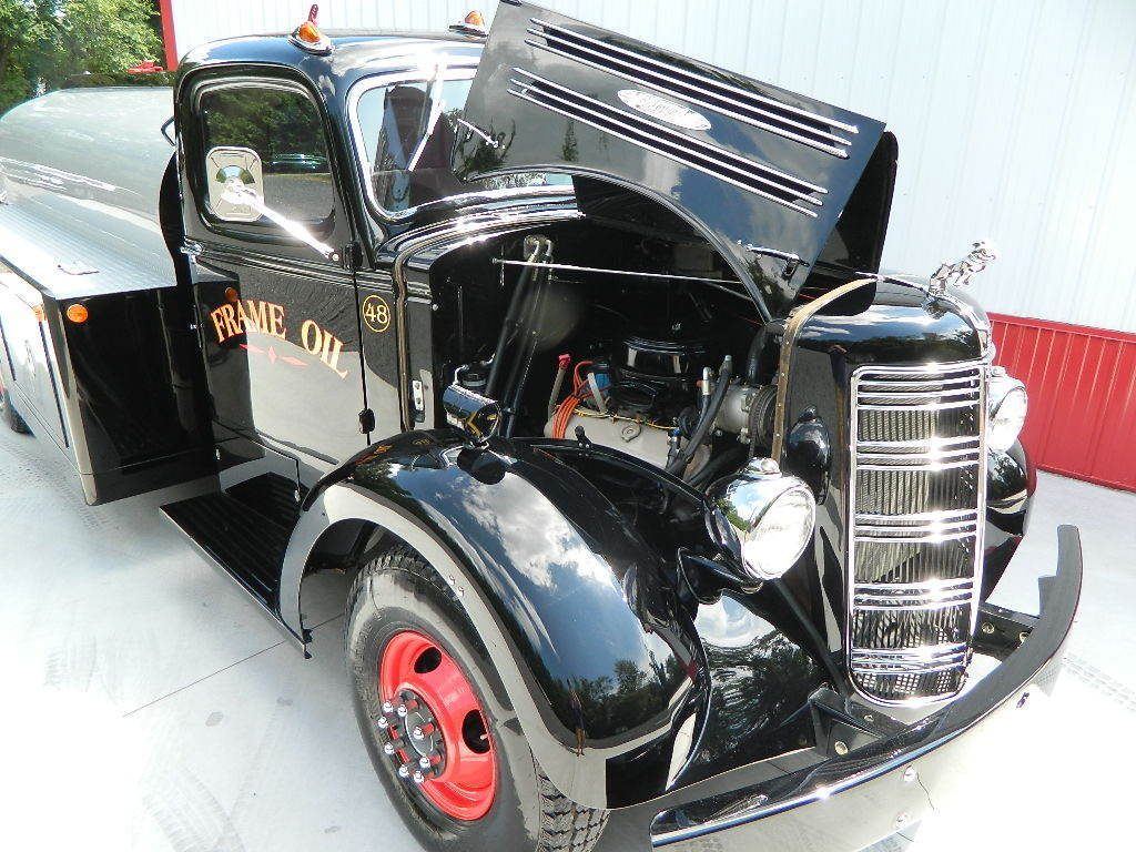 custom 1948 Mack EF oil truck