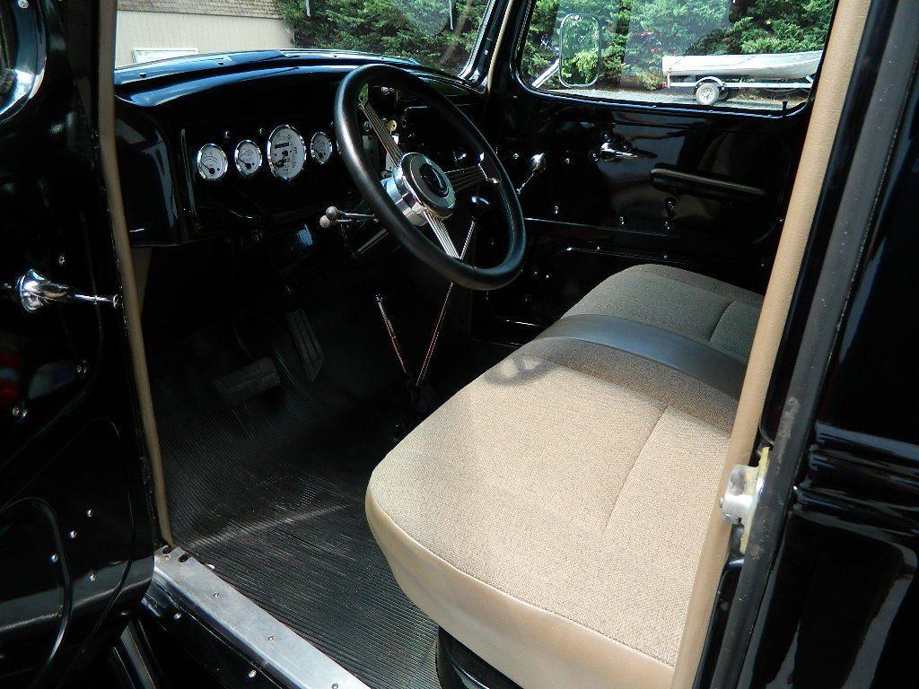 custom 1948 Mack EF oil truck