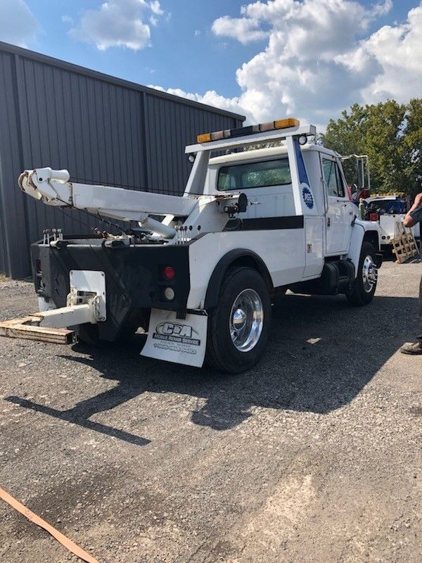 clean 1987 International S Series 1654 truck