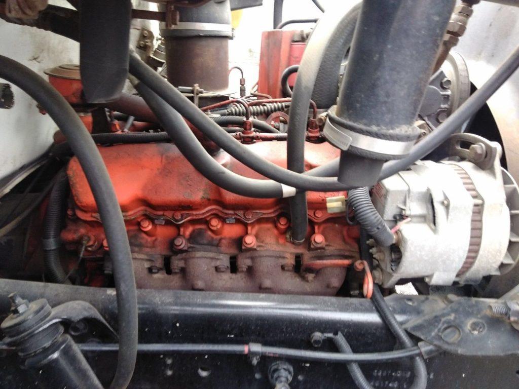 clean 1987 International S Series 1654 truck