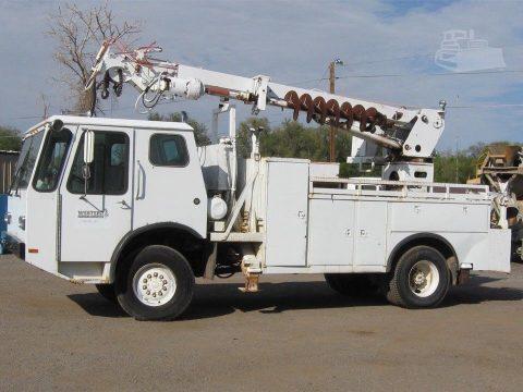 solid 1985 Telect Commander 4500 truck for sale