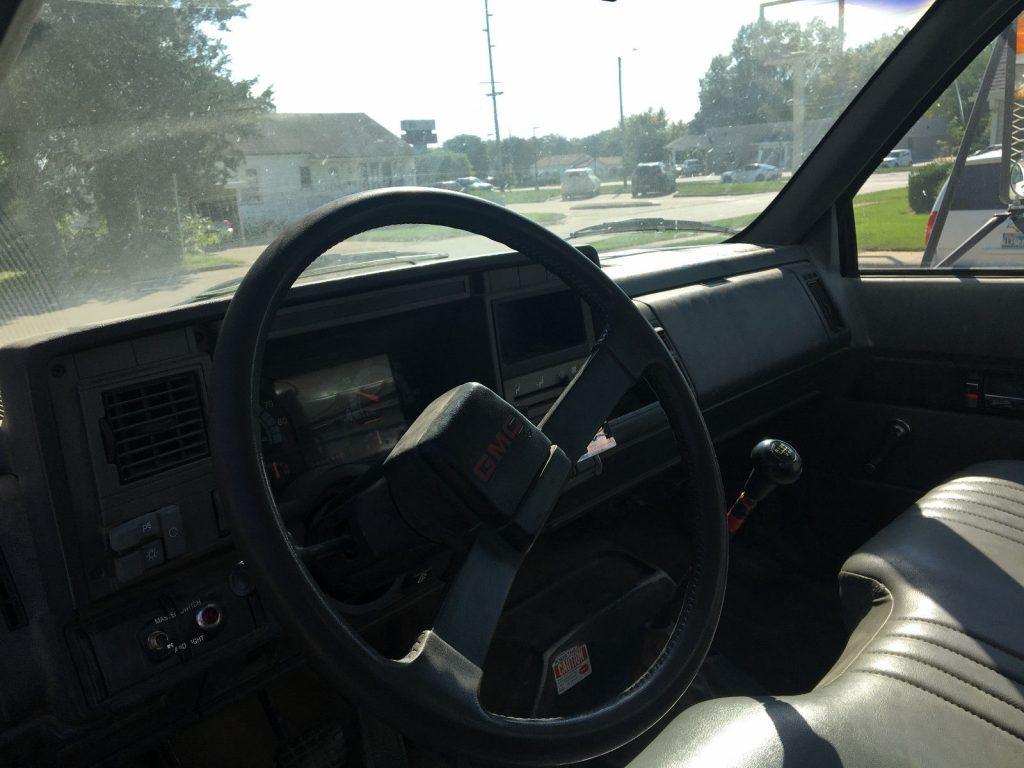 clean 1995 GMC Topkick Teco 45′ Digger truck