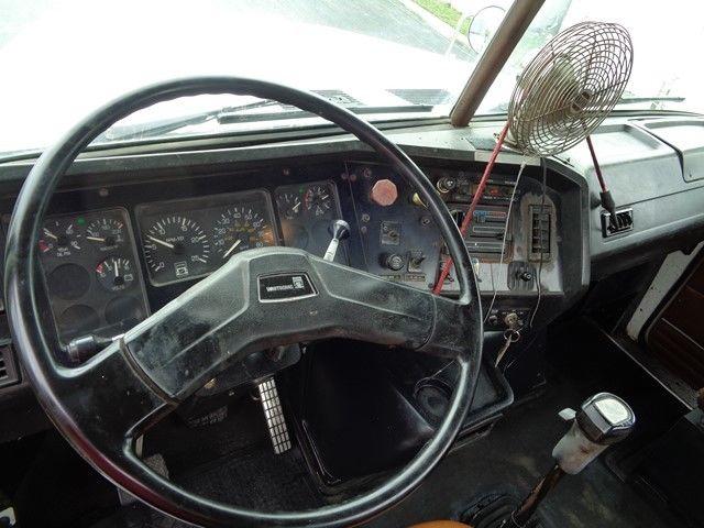 low miles 1994 Volvo truck