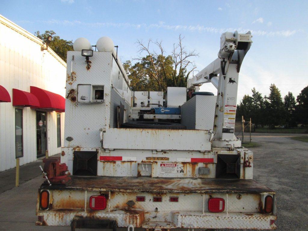 serviced 1994 GMC C7500 Service Truck