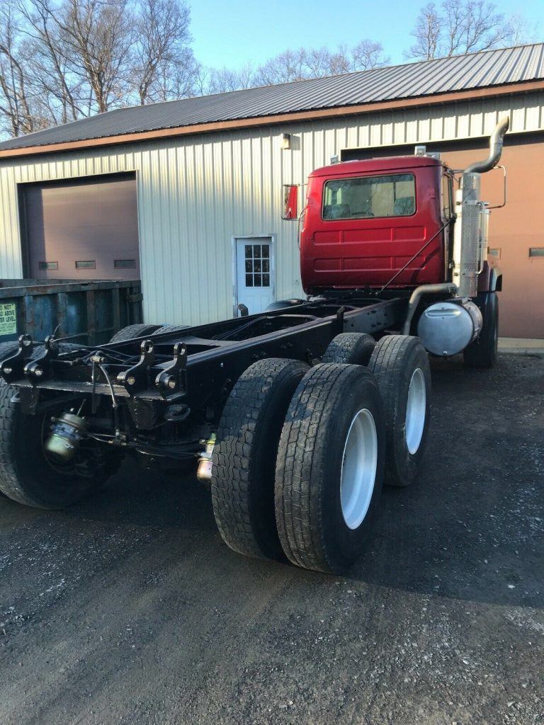 new parts 1997 Mack RD688S truck