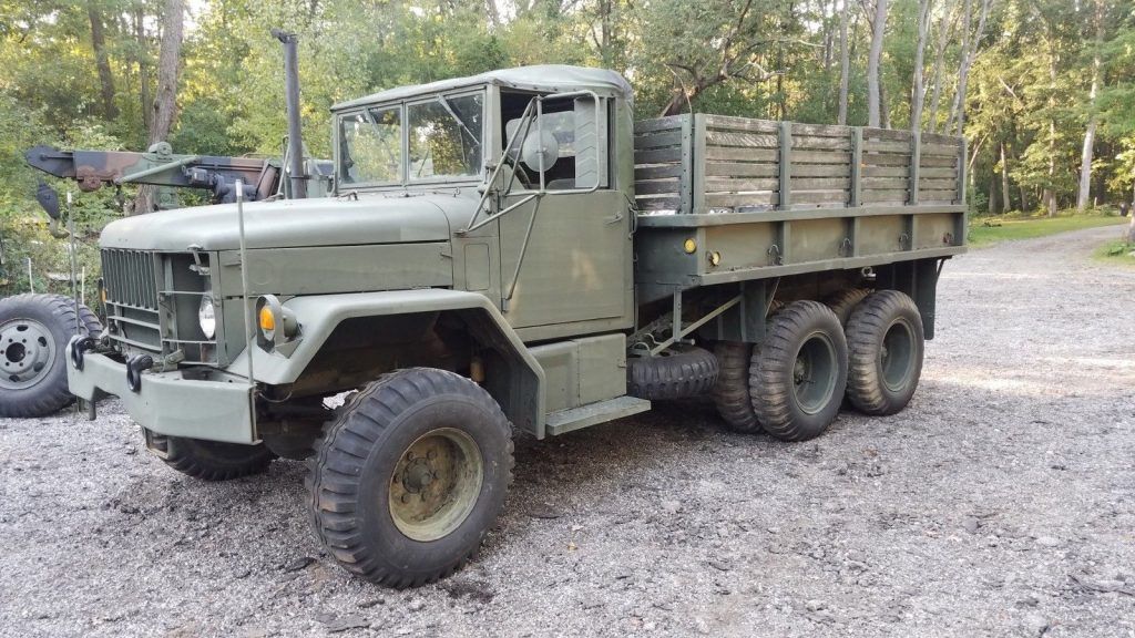 runs and drives 1957 AM General Utica Bend military truck