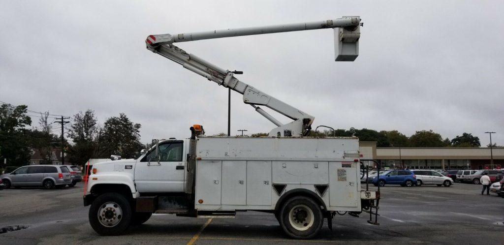 very solid 1999 GMC C7500 truck