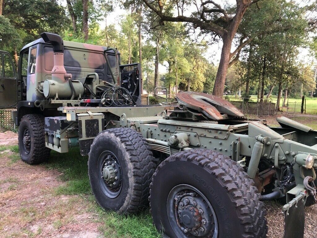 low miles 1998 Stewart & Stevenson military truck