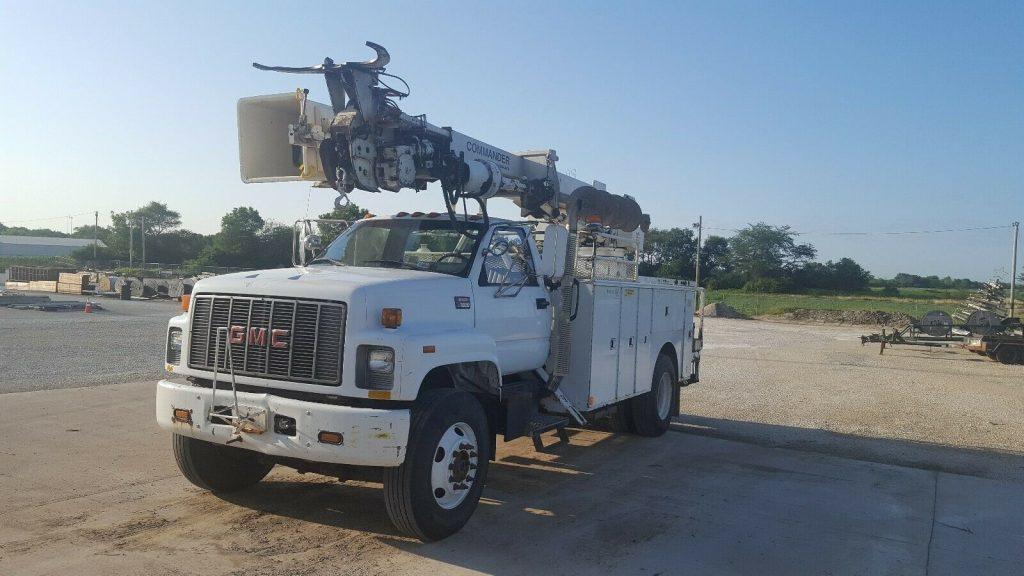 everything works 2000 GMC C7500 Digger Derrick truck