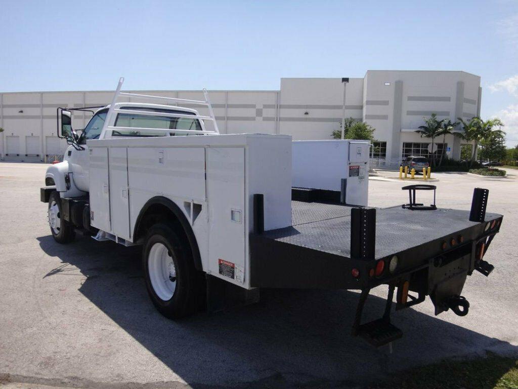 everything works 2000 GMC C7500 Topkick Service Utility Truck
