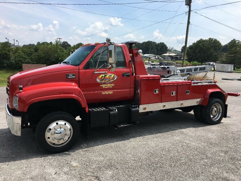 well equipped 2001 Chevrolet C6500 Wrecker tow truck Trucks for sale