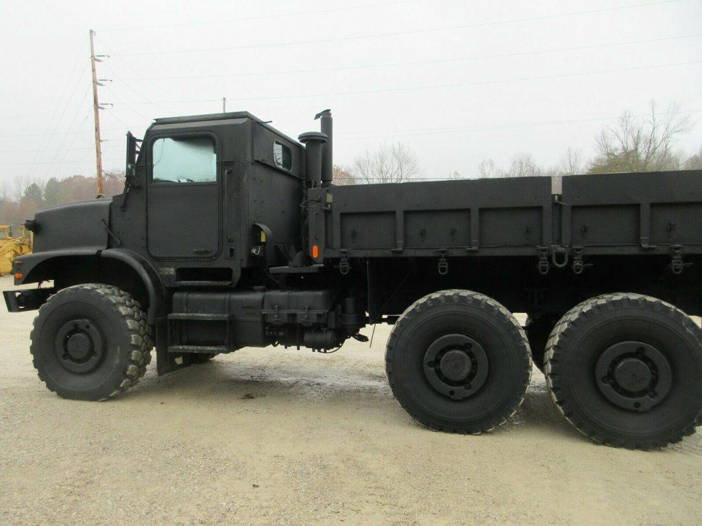 clean 2001 Oshkosh MK23 7 Ton Cargo Truck