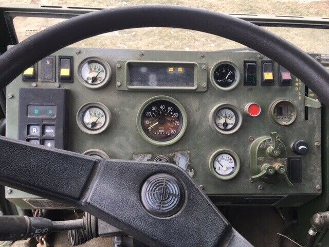 great running 1994 Stewart & Stevenson M1078 LMTV 2 1/2 Ton military truck