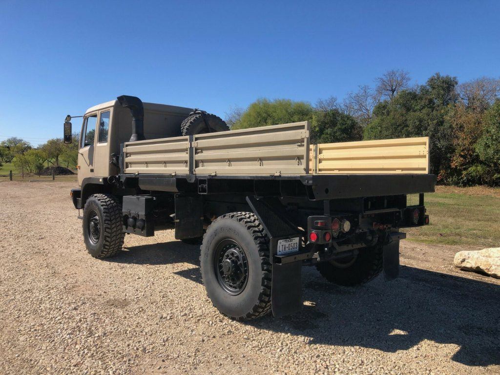 minor issues 1997 Stewart & Stevenson M1078 LMTV Military Truck
