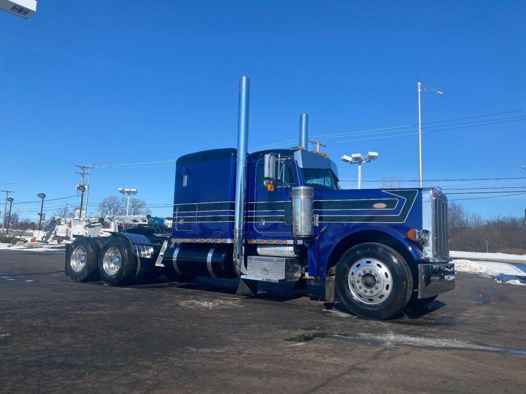 loaded 1997 Peterbilt 379 truck