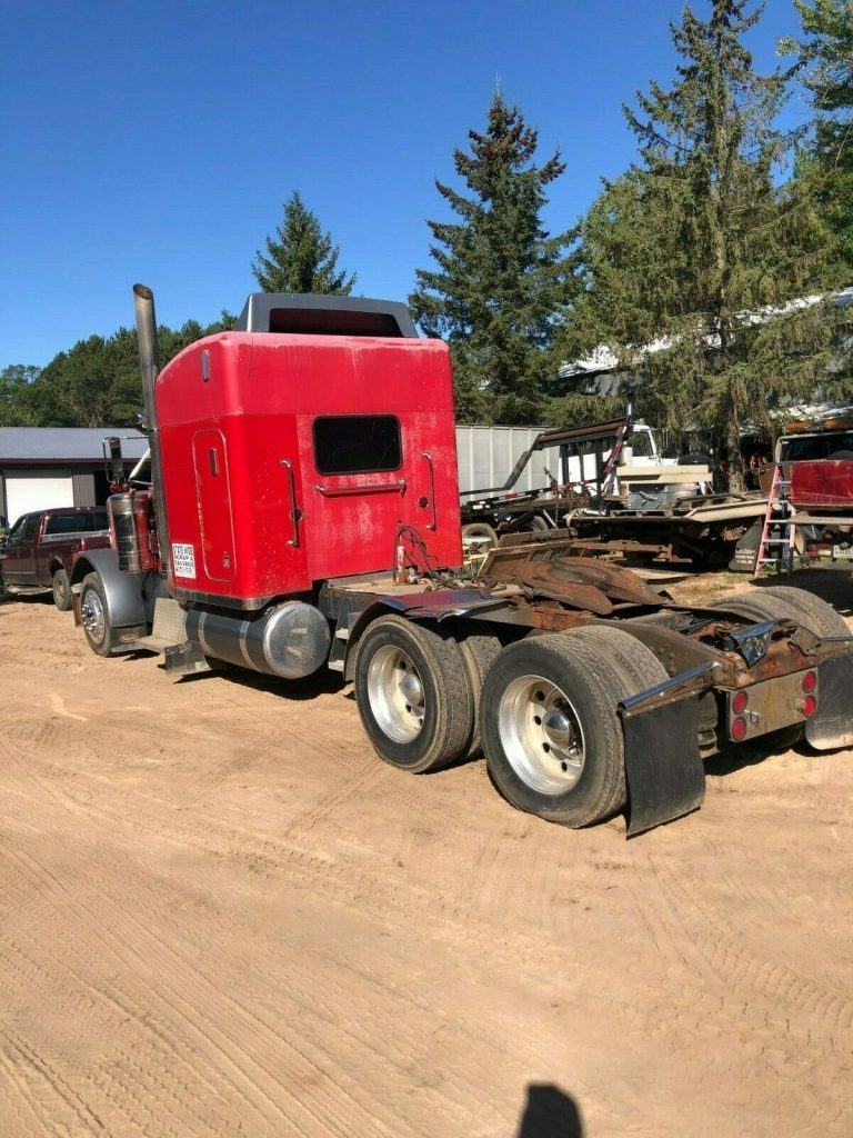 strong 1991 Peterbilt 379 truck