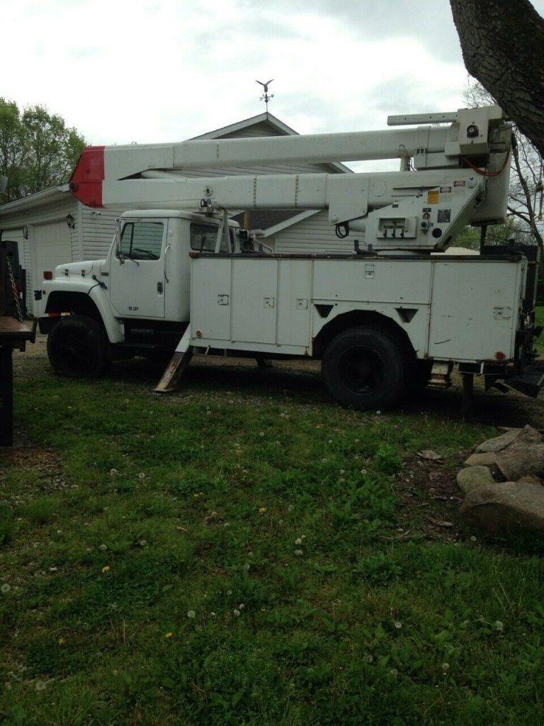 everything works 1988 International Bucket Truck